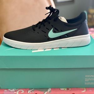 nike sb nyjah free black tropical twist